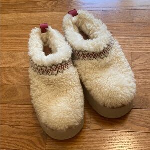 UGG Cream Platform Shoes with Red Accents